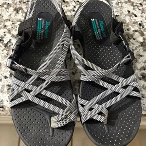 Skechers Women's Strappy Black and White Sandals